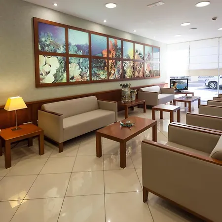 Szálloda Delfin 4 Sup Tossa de Mar