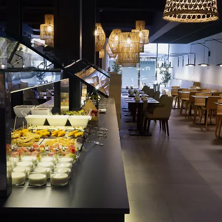 Delfin 4 Sup Szálloda Tossa de Mar