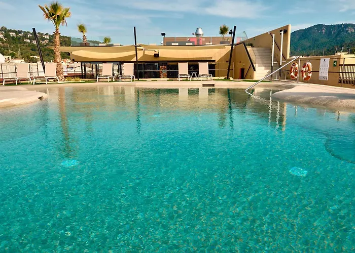 Delfin 4 Sup 4* Tossa de Mar