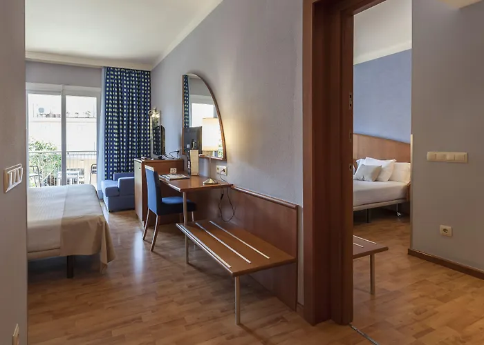 Delfin 4 Sup Hotel 4*