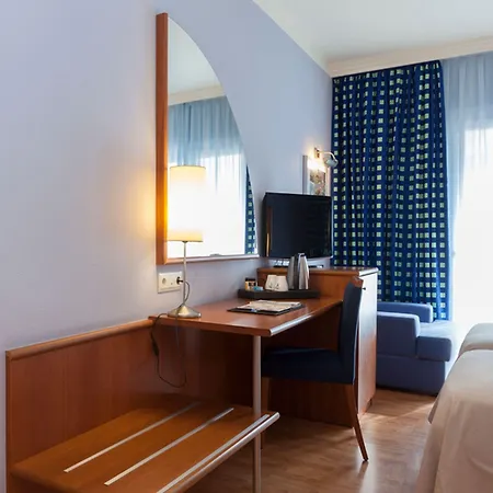 Hotel Delfin 4 Sup Tossa de Mar
